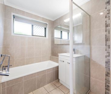 Beautiful Family Home in Convenient Location - Photo 2