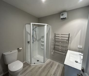 Two bedroom over 60’s unit! - Photo 4