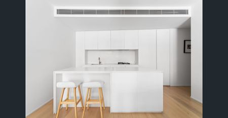 Stylish Courtyard Apartment with a Sleek Modern Feel - Photo 5