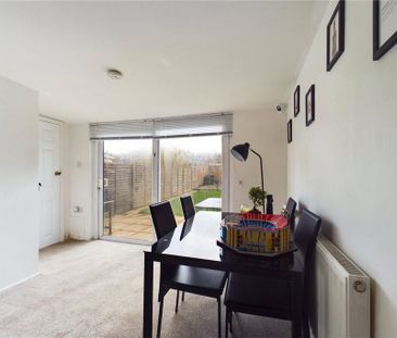 3 bedroom terraced house to rent - Photo 4