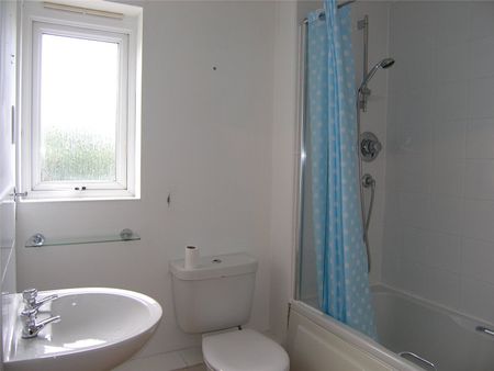 Manley Gardens, Bridgwater, TA6 - Photo 3