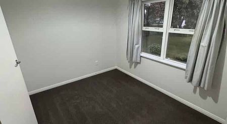 3BR Home close to the beach and local schools - Photo 2