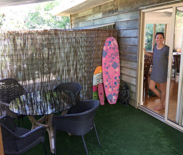 Peregian Beach Designer Cottage 400 metres from the beach - Photo 6