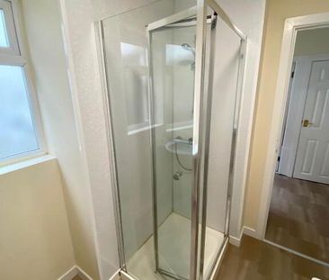 106 My Lady`s Road, Ravenhill, Belfast, BT6 8FB - Photo 5