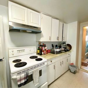 COZY & CREAM 1 BED APARTMENT NEAR OTTAWA - Photo 3