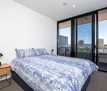 Inner Kingston Lifestyle - Fully Furnished! - Photo 4