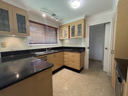 10/157 Carthage Street, Tamworth - Photo 3