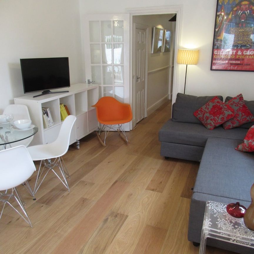 2 Bed Flat, Lollard Street, SE11 - Photo 1