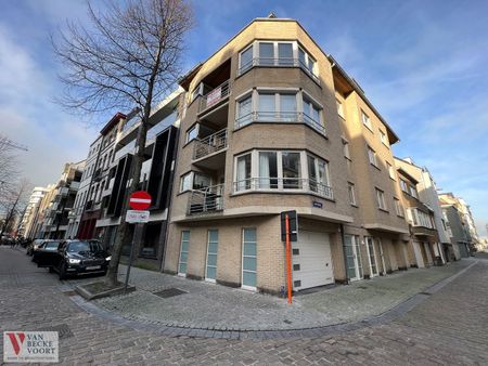 Zonnig hoekappartement met 3 slaapkamers - Photo 2