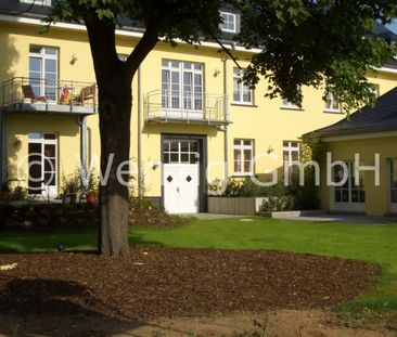 Besondere & gehobene 3-Zimmer-Wohnung mit zwei Balkonen (SW & SO) i... - Photo 2