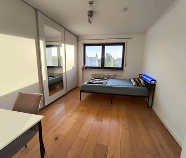 Room in Riesenfeldstraße, München for 110 m² with 4 bedrooms - Photo 3