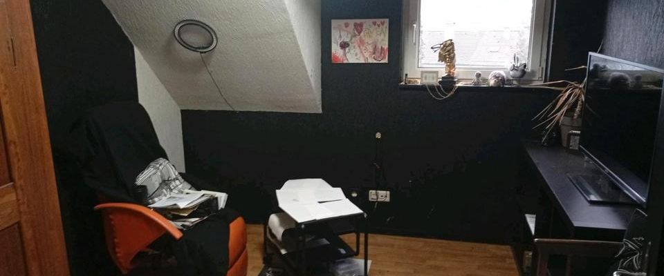 Möblierte, kleine 4.5 Zimmer Dachgeschosswohnung zu vermieten - Foto 1