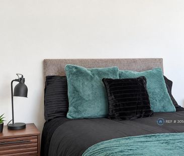 1 bedroom in a house share to rent - Photo 6