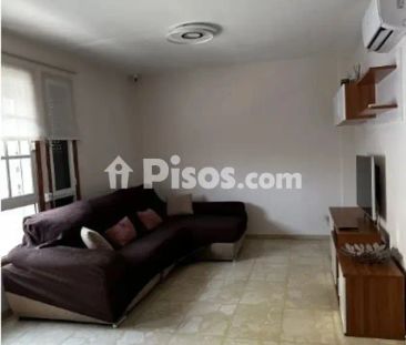 Casa adosada en alquiler en Calle Secundino Delgado - Foto 3
