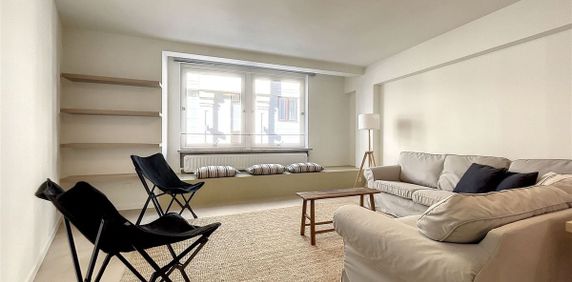 Appartement te huur in Brussel voor € 1.400 met 1 slaapkamer - Photo 2