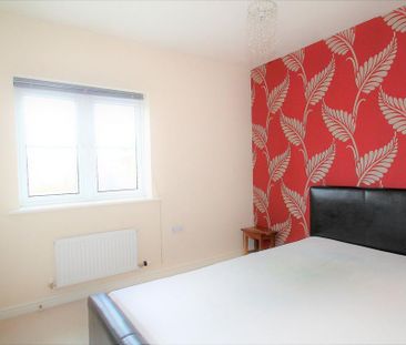 2 bedroom semi-detached house to rent - Photo 5