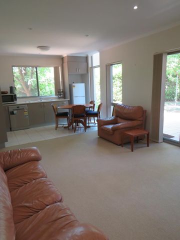 7/10 Coolac Place, Braddon ACT 2612 - Apartment For Rent | Domain - Photo 4
