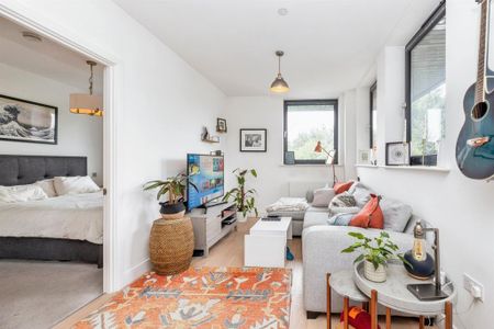 1 bedroom flat to rent - Photo 2