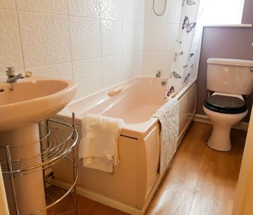 Llys Tudur, Bangor, Gwynedd, LL57 - Photo 3