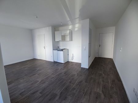 Apartment - Photo 2