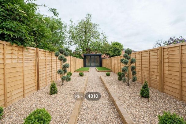 3 bedroom property to rent - Photo 1