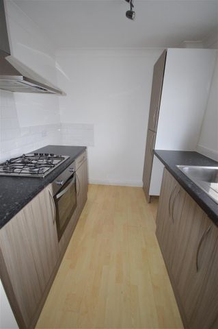 Gartrice Gardens, Halfway, S20 - Photo 4