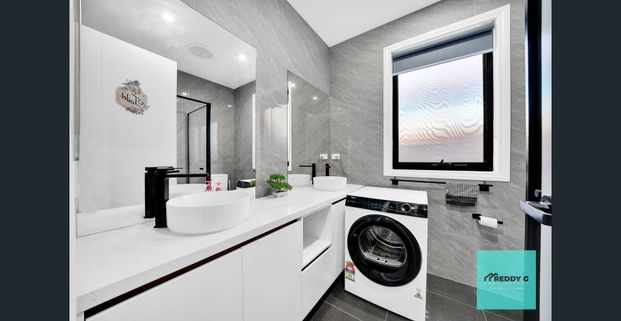 🏡 Modern 4-Bedroom Home for Lease – Wyndhamvale - Photo 1