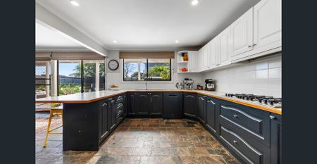 Flexible Five-Bedroom Family Living with Pool + Two Separate Studies - Photo 5