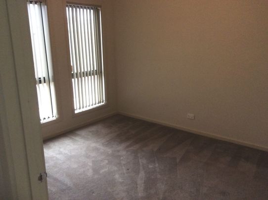 THREE BEDROOM + STUDY HOUSE - - Photo 1