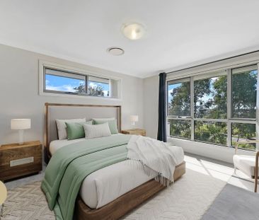 Modern Family Residence Opposite Parkland - Photo 4