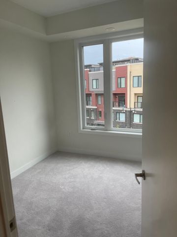 For Lease - 3540 colonial Drive Unit# 3, Mississauga, Ontario - Photo 2