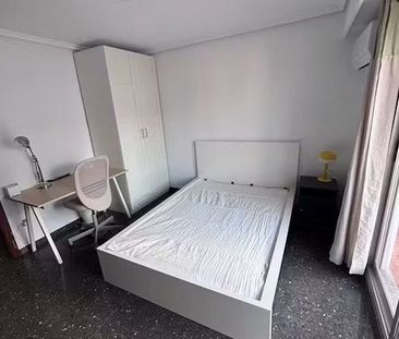 Carrer de Peris Brell, Valencia, Valencian Community 46022 - Foto 4