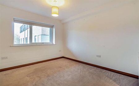 2 bedroom duplex to rent - Photo 3