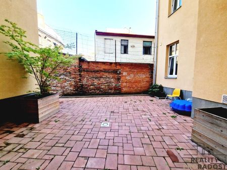 Pronájem bytu 1+kk 33 m2 - Фото 5