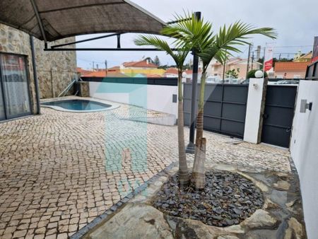 3 room luxury House for rent in Cascais e Estoril, Portugal - Photo 3