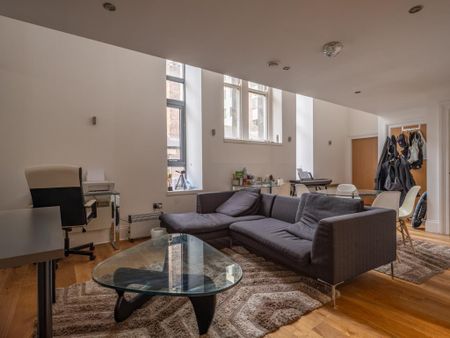 3 bedroom apartment to rent - Photo 2