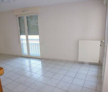 Location appartement t1 bis 2 pièces 44 m² à Villefranche-de-Rouergue (12200) - Photo 2