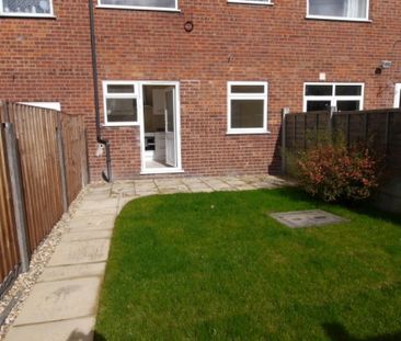 3 Bedroom Town House - Photo 1