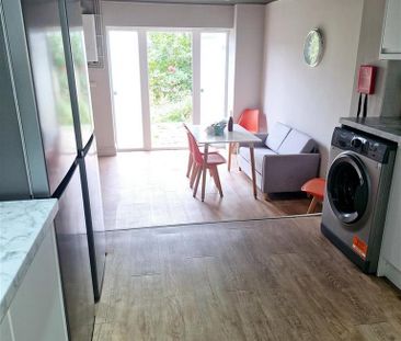 1 bedroom in a house share to rent - Photo 6