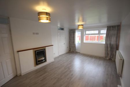 2 bedroom bungalow to rent - Photo 3