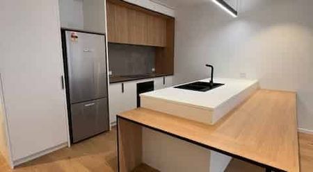 Experience Luxury: Brand New Cambridge Apartments Await You - Photo 4