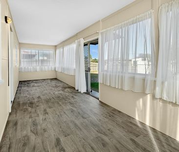 108 Moreton Terrace, Beachmere, Qld 4510 - Photo 2