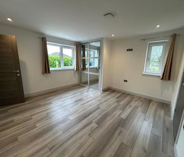 4 bedroom detached house to rent - Photo 1