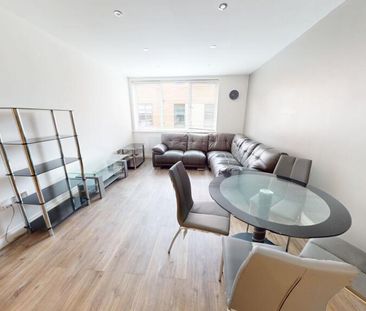 2 bedroom flat to rent - Photo 1