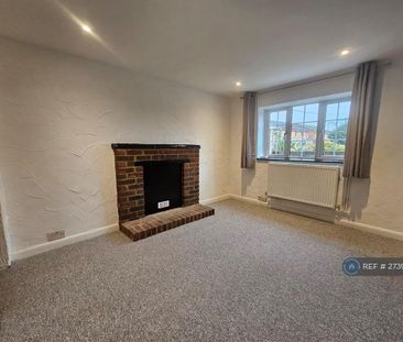 2 bedroom semi-detached house to rent - Photo 5