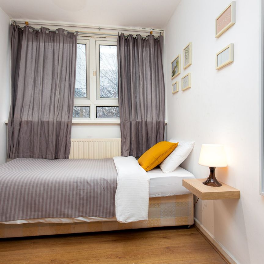 RM4 Broomfield Street | Poplar | London | E14 6BQ - Photo 1