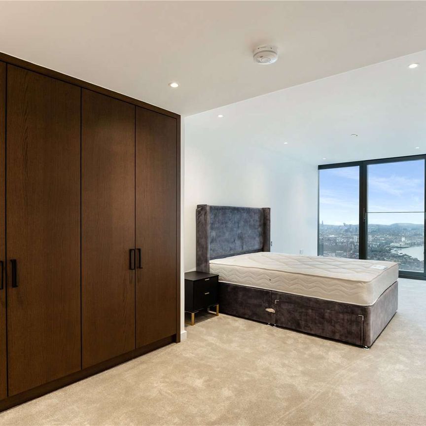 73rd floor 2 bedroom, 2 bathroom apartment to rent in this prestigious river facing development. - Photo 1