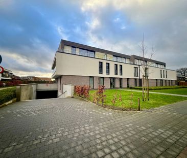 Nieuwbouwappartement met drie slaapkamers en gezellig terras vlakbi... - Photo 1