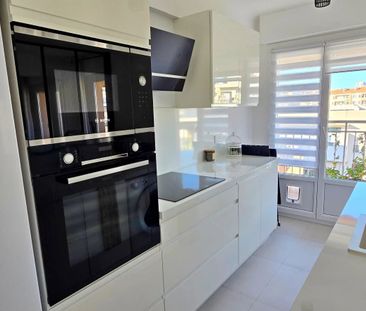 Location Appartement 2 pièces 53m² ANTIBES 06160 - Photo 5
