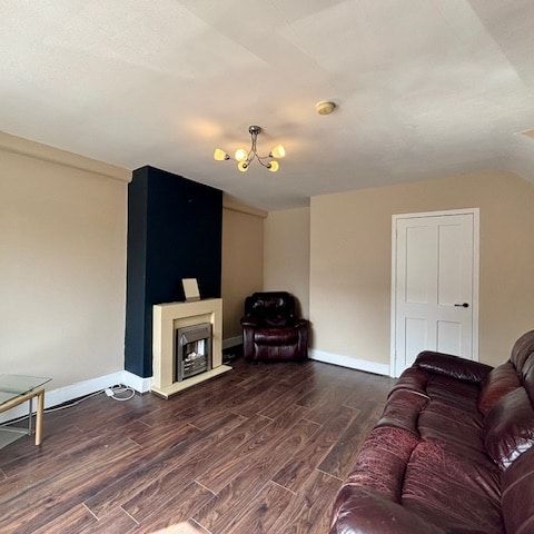 Benmadigan Road, Dublin 12 (Double room) - Photo 1